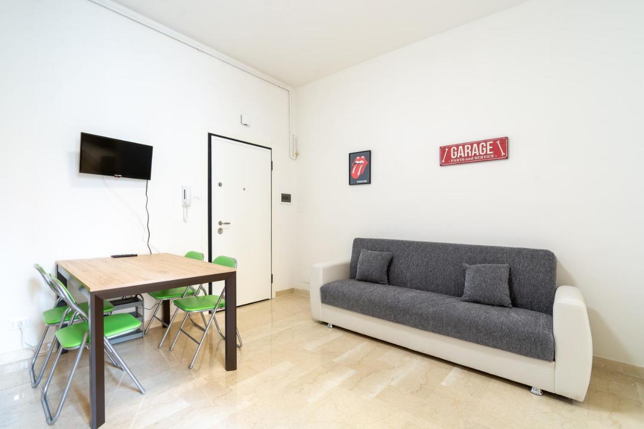 Housmart San Carlo 17 Apartment Bologna Exterior photo